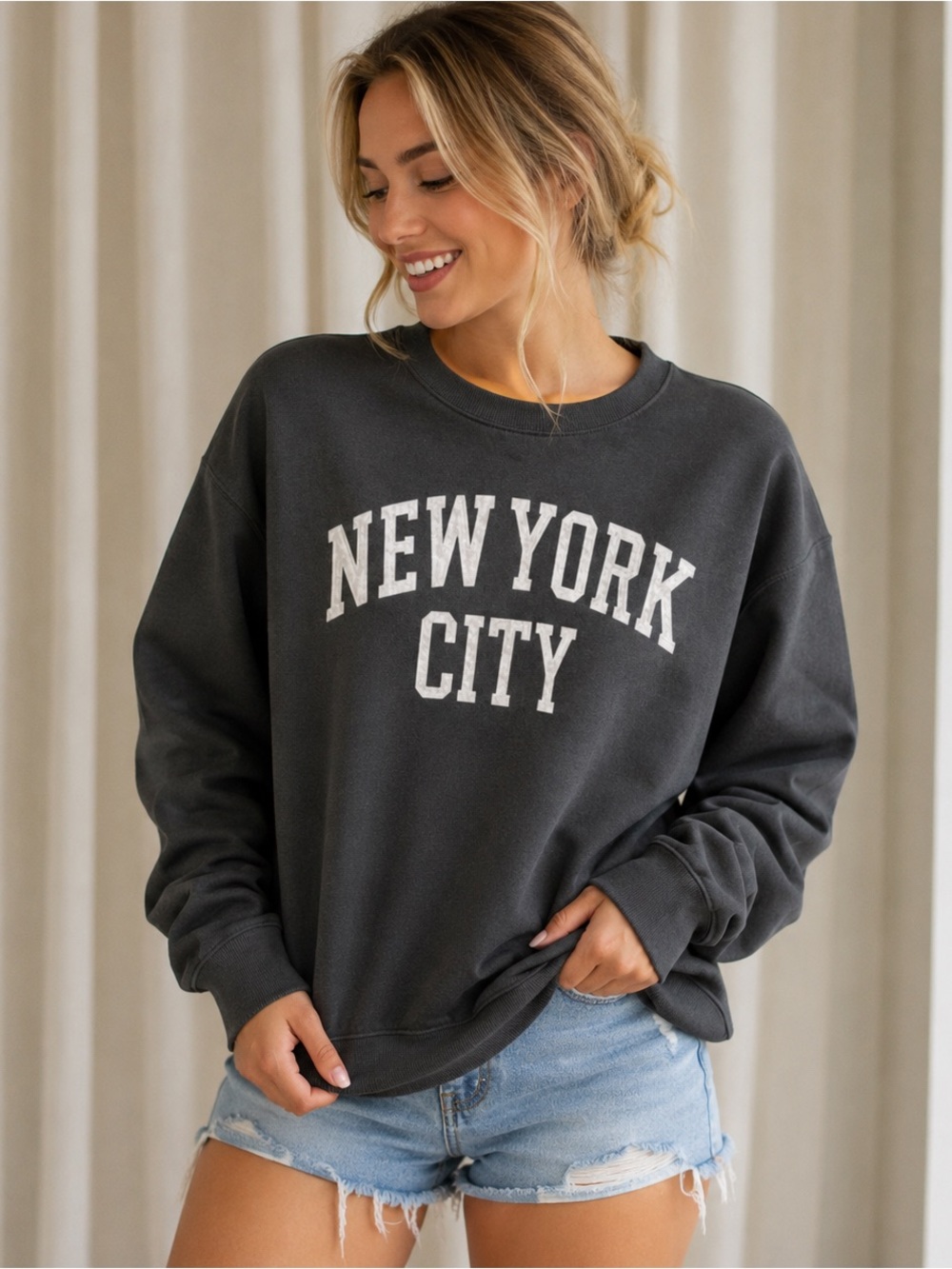 Reflex Dark Green Crewneck Sweatshirt with White 'New York City' Print